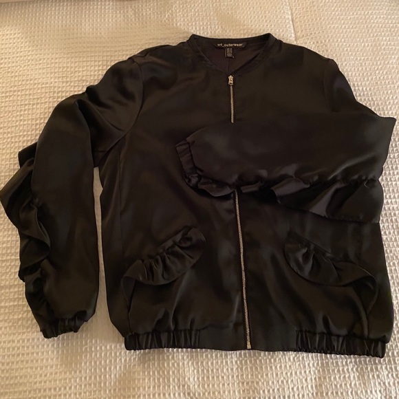 Zara Jacket - Picture 1 of 3